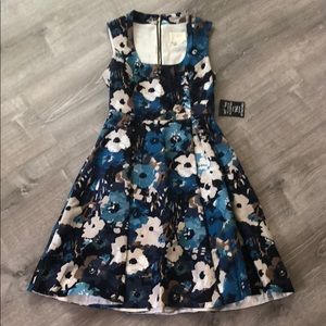 KATE SPADE Dress Size 4 Blue Floral NWT